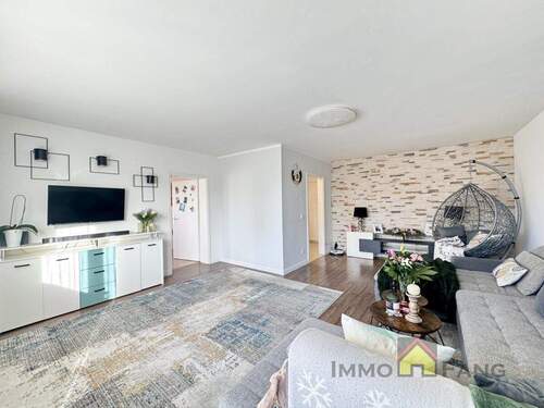 Wohnzimmer - Etagenwohnung mit 99,70 m&sup2; in Düsseldorf zum Kaufen