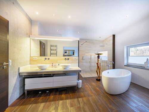 Badezimmer Ansicht 1 - 