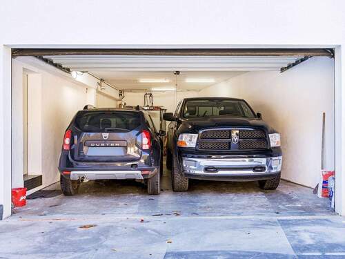 Garage - 