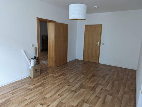 Wohnzimmer - 2 Zimmer Etagenwohnung zur Miete in Mühlhausen