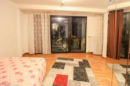 Wohnzimmer - 2 Zimmer Einfamilienhaus zum Kaufen in Hürth