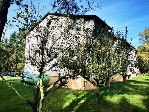 Begrünung - Etagenwohnung mit 60,20 m&sup2; in Bernsdorf zum Kaufen