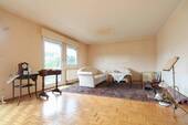 Wohnzimmer - 6 Zimmer Einfamilienhaus in Eppstein