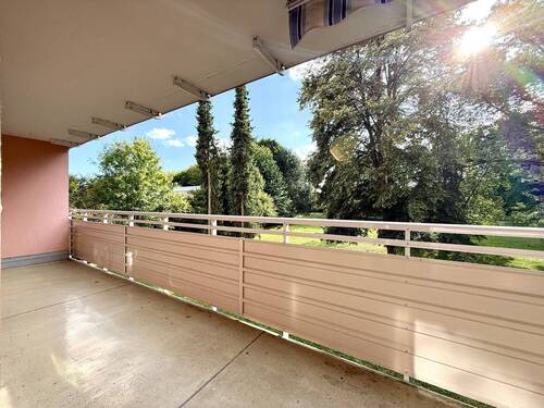 großer Balkon mit Parkblick - Idyllisches Wohnen mit direktem Blick in den grünen Park!