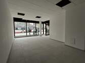Ladenlokal - Büro mit 89,00 m&sup2; in Leverkusen zur Miete