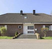 Leerstehendes Zweifamilienhaus in ruhiger Lage mit tollem Südgarten - Nettetal Lobberich Leerstehendes Zweifamilienhaus in ruhiger Lage mit tollem Südgarten - Nettetal Lobberich