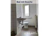 Bad mit Dusche - 
