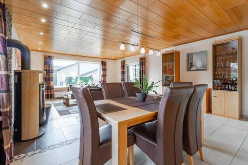 Wohnzimmer - EG - 4 Zimmer Einfamilienhaus in Nordstemmen / Barnten