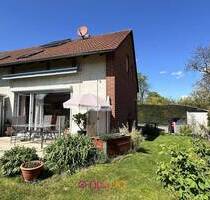 Gepflegtes Reihenendhaus mit Südterrasse, Keller, EBK, Carport und Stellplatz in Cremlingen