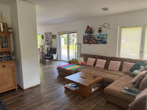 EG. Wohnen mit Blick zum Essbereich - 