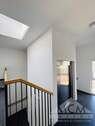 Treppenhaus mit Aufzug - 