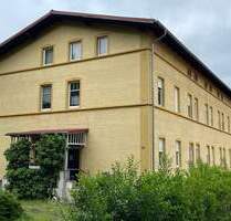 Großzügiges Mehfamilienhaus mit Gartenflächen und ausreichen Nebengebäuden in Lauchhammer