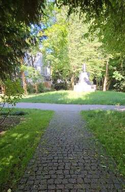 Parkzugang - 1 Zimmer Einfamilienhaus zum Kaufen in Regensburg