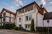 Seitenansicht - 3 Wohnungen zum Preis von einer - Gepflegtes Mehrfamilienhaus in Toplage von Osterode am Harz!