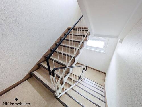 Treppenhaus - 3 Zimmer Etagenwohnung in Limbach-Oberfrohna