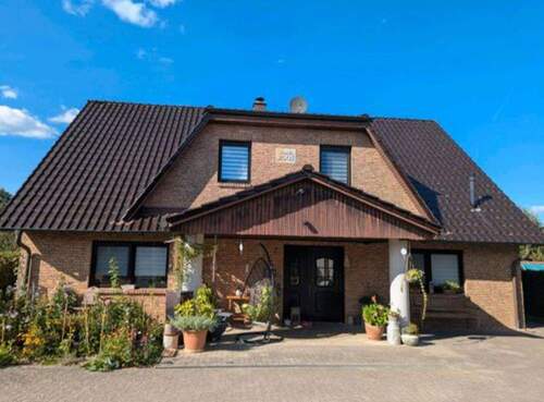 Bild 2 - 6 Zimmer Einfamilienhaus zum Kaufen in Crivitz