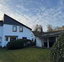 Sonnige Doppelhaushälfte auf riesigen Parkgrundstück! - Seevetal Meckelfeld