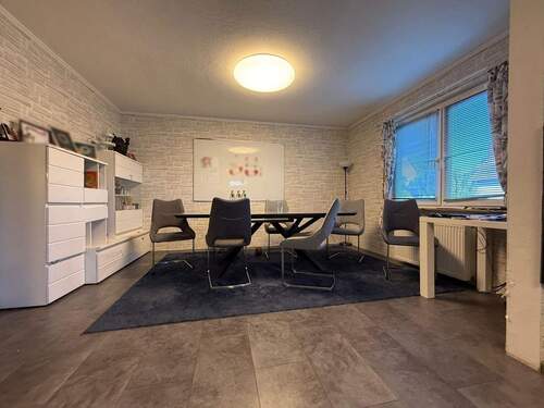 Essbereich EG - 7 Zimmer Doppelhaushälfte in Garbsen