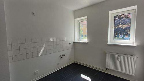 Küchenansicht - Etagenwohnung mit 52,00 m² in Merseburg zur Miete