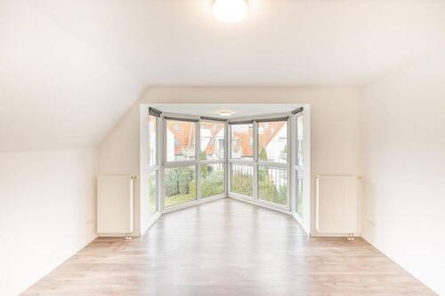 Bild 2 - 1 Zimmer Etagenwohnung zum Kaufen in Eckental