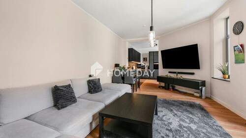Wohnzimmer 2 - Modernes und stilvolles Wohnen in Stadtfeld Ost: möblierte 3-Zi.-Wohnung mit Balkon & Loggia
