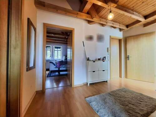 Diele des Ein-Zimmerappartement im Dachgeschoss - 