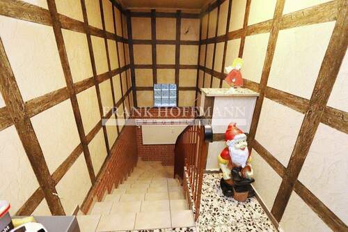 V10650 Haus Nr. 50 Hintereingang - OG Treppenhaus 1.2 - 