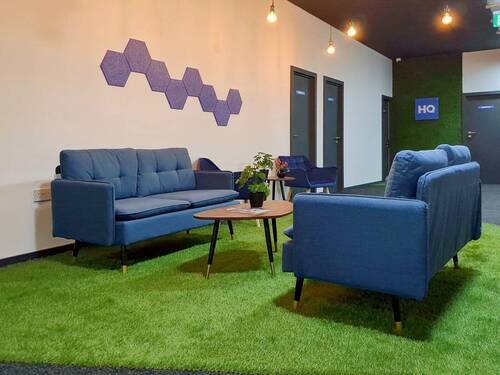 Business-Lounge.jpeg - 