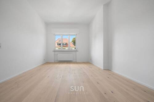 HELLES SCHLAFZIMMER 2 - 