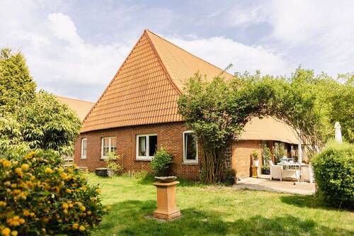 Außenansicht - 5 Zimmer Mehrfamilienhaus, Wohnhaus zum Kaufen in Hagen im Bremischen