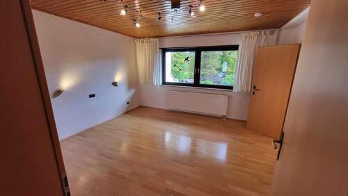 1.OG Zimmer 3 (Schlafzimmer) - 