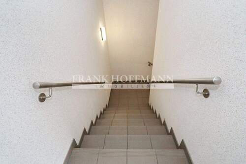 V10824-1 OG Treppenhaus 1.2 - 