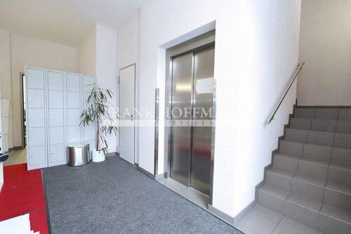 V10824-1 EG Treppenhaus 1.2 - 