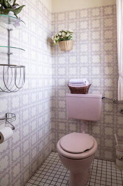 Süßes Gäste-WC EG - 