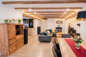 Wohn- und Esszimmer - 