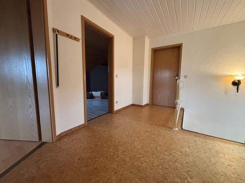 Teilansicht vom Flur im Dachgeschoss.jpeg - 
