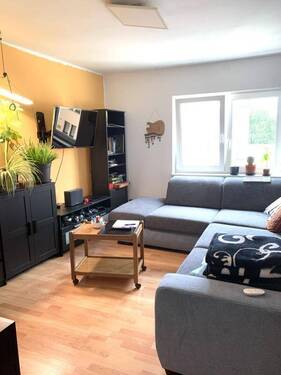 Wohnzimmer - 3 Zimmer Etagenwohnung zur Miete in Nürnberg