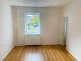 Wohnzimmer - Etagenwohnung mit 34,00 m² in Brandenburg zur Miete