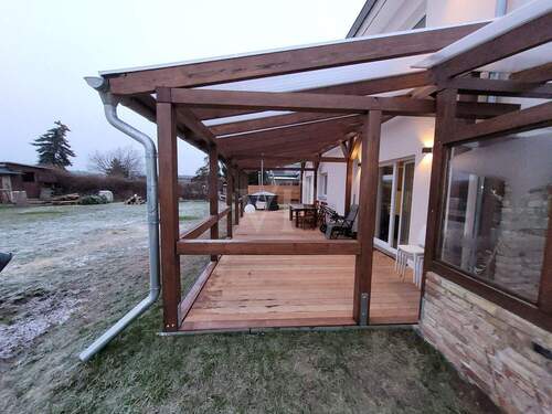 überdachte Terrasse - 