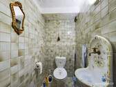 WC - 