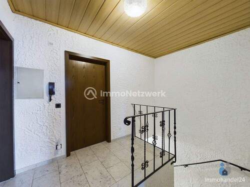 Treppenhaus 1 OG - 