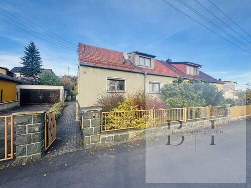 Außenansicht - 4 Zimmer Doppelhaushälfte in Pößneck