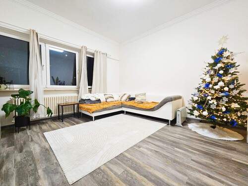 Wohnzimmer - 3 Zimmer Einfamilienhaus in Frankfurt am Main