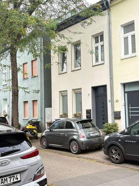 Hausfront - ++Bezahlbares Eigenheim in Essen-Steele Horst++ Platz für Familie & Generations-Wohnen