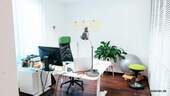 Büro Zimmer 3 mit Blick zum Innenhof - 