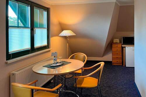 Essecke in Küche.jpg - 