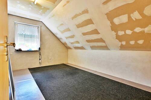 Schlafzimmer 2 DG - 