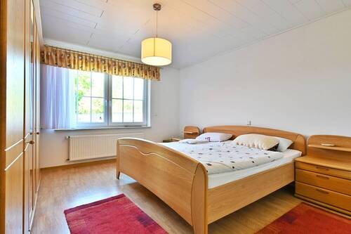 Schlafzimmer EG - 
