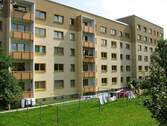 Hausansicht - 6 Zimmer Etagenwohnung zur Miete in Döbeln