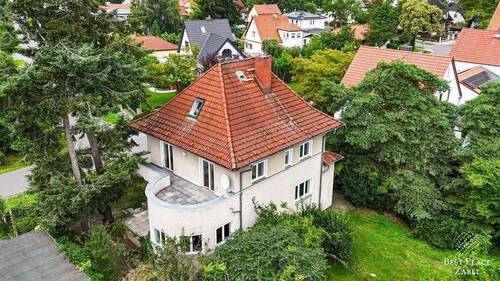 Luftaufnahme - Wohnen im Grünen mit Potenzial: Bezugsfreies Haus mit Garten vor den Toren der Hauptstadt